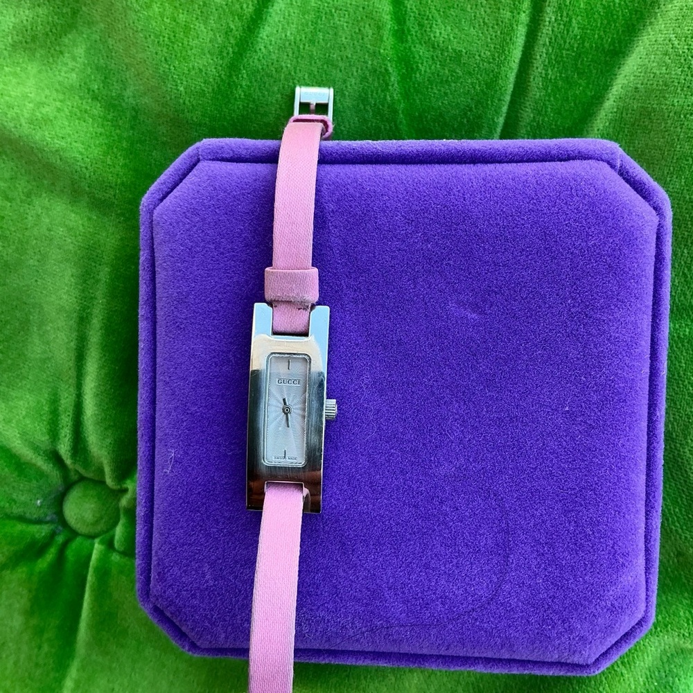 Authentic GUCCI ladies watch🌷🌷 - Picture 11 of 11